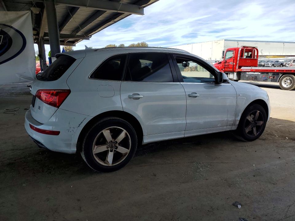 Photo 3 from auction – 2012 AUDI Q5 with VIN WA1WKBFP1CA132746