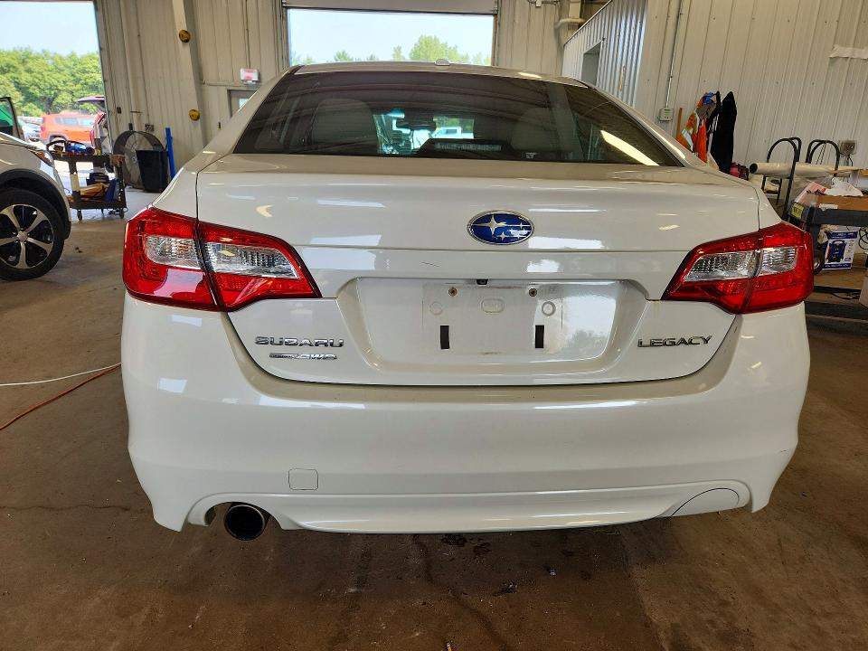 Photo 6 from auction – 2015 SUBARU LEGACY with VIN 4S3BNBC61F3022215
