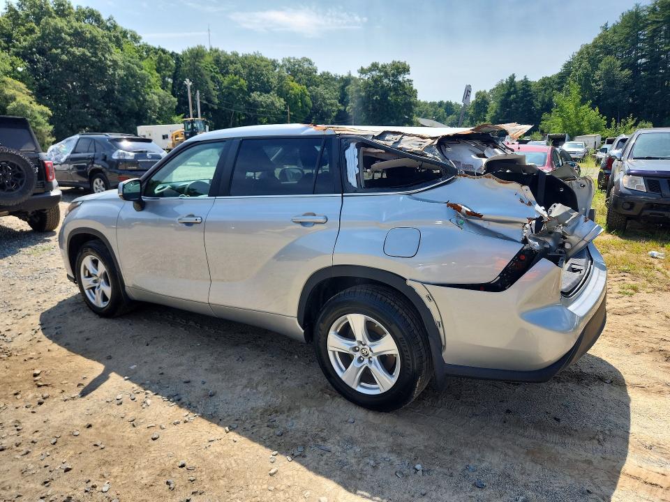 Photo 2 from auction – 2024 TOYOTA HIGHLANDER with VIN 5TDKDRBH8RS550769