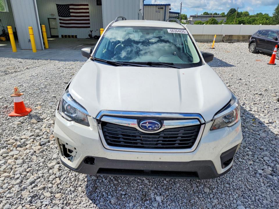 Photo 5 from auction – 2019 SUBARU FORESTER with VIN JF2SKACC9KH432705