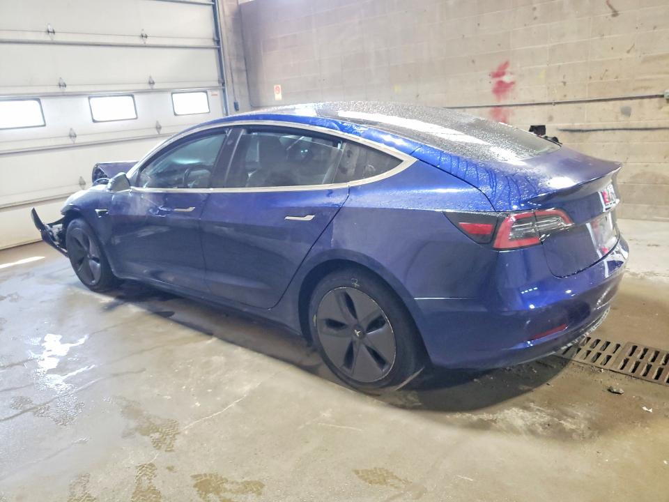 Foto 2 de la subasta – 2018 TESLA MODEL 3 con VIN 5YJ3E1EB0JF096522