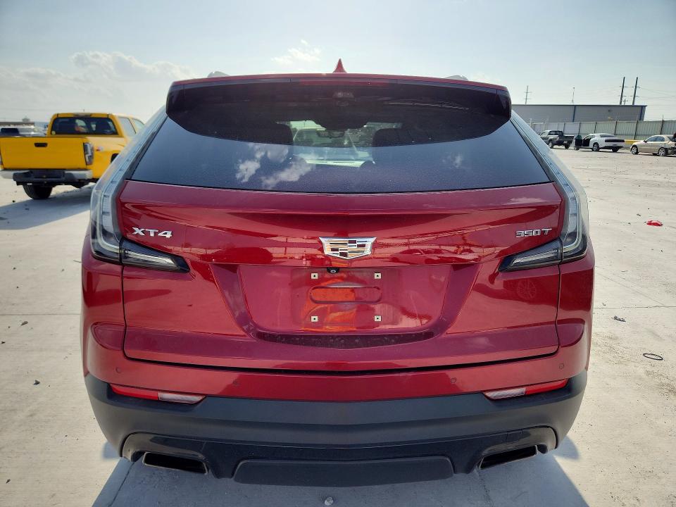 Foto 6 de la subasta – 2021 CADILLAC XT4 con VIN 1GYFZER43MF042517
