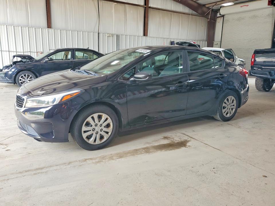 KIA FORTE 2017 with VIN 3KPFL4A7XHE114983 - Photo from auction