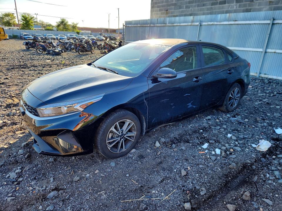KIA FORTE 2023 с VIN 3KPF24AD6PE673048 - Снимка от търг