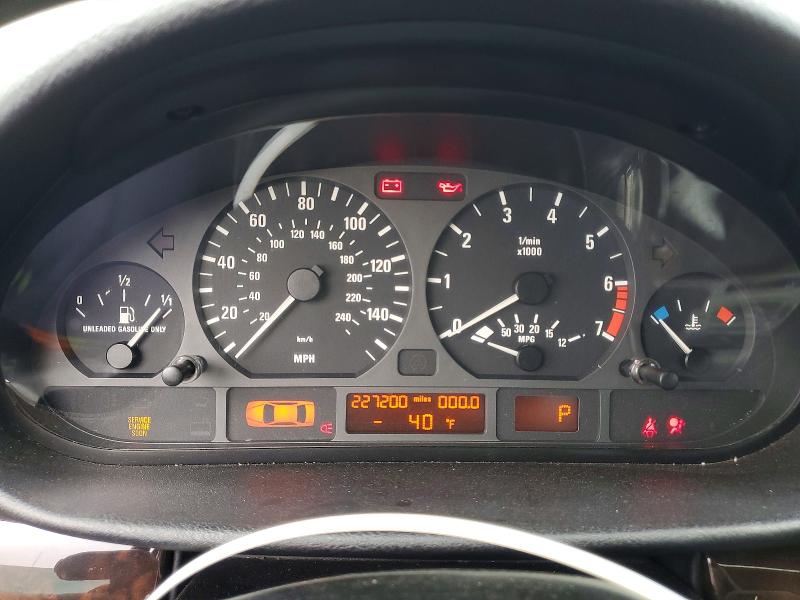 Photo 9 from auction – 2003 BMW 325 with VIN WBAET37483NJ26344