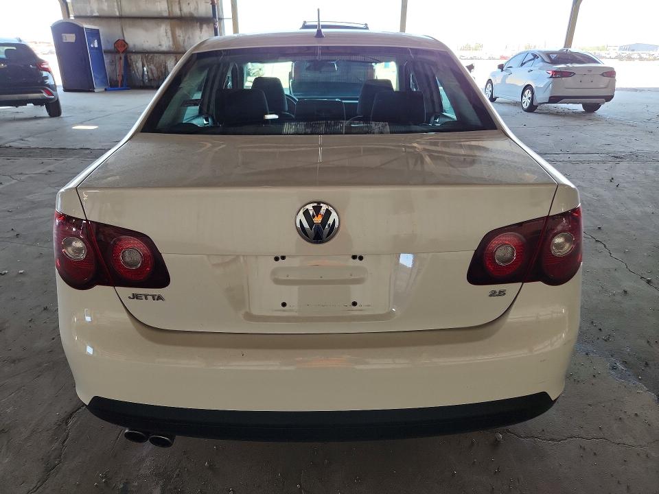 Photo 6 from auction – 2010 VOLKSWAGEN JETTA with VIN 3VWJX7AJ2AM003803