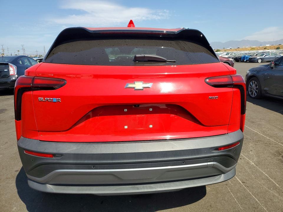 Снимка 6 от търг – 2024 CHEVROLET BLAZER с VIN 3GNKDBRJ2RS218796