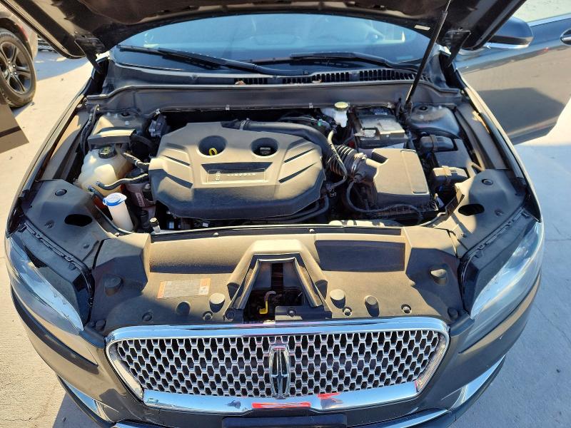 Photo 11 from auction – 2019 LINCOLN MKZ with VIN 3LN6L5C94KR634337