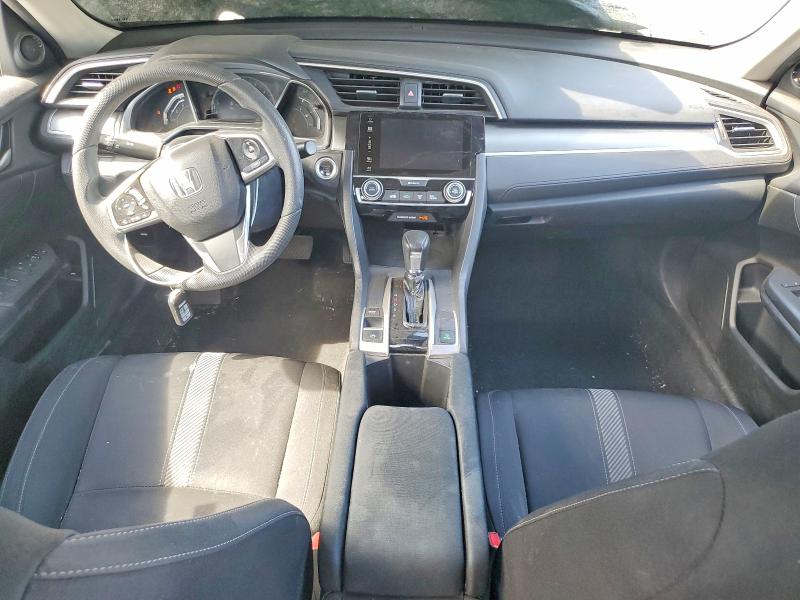Photo 8 from auction – 2017 HONDA CIVIC with VIN 2HGFC2F75HH518132