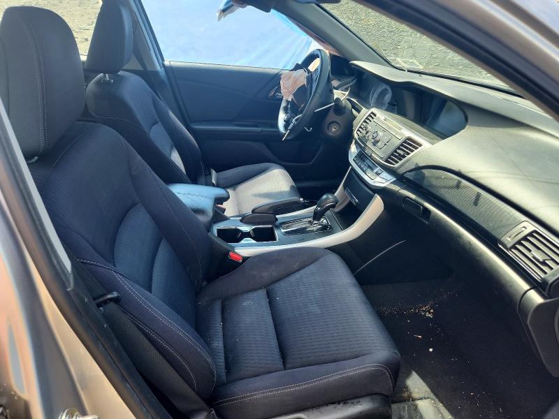Photo 7 from auction – 2015 HONDA ACCORD with VIN 1HGCR2F53FA151274