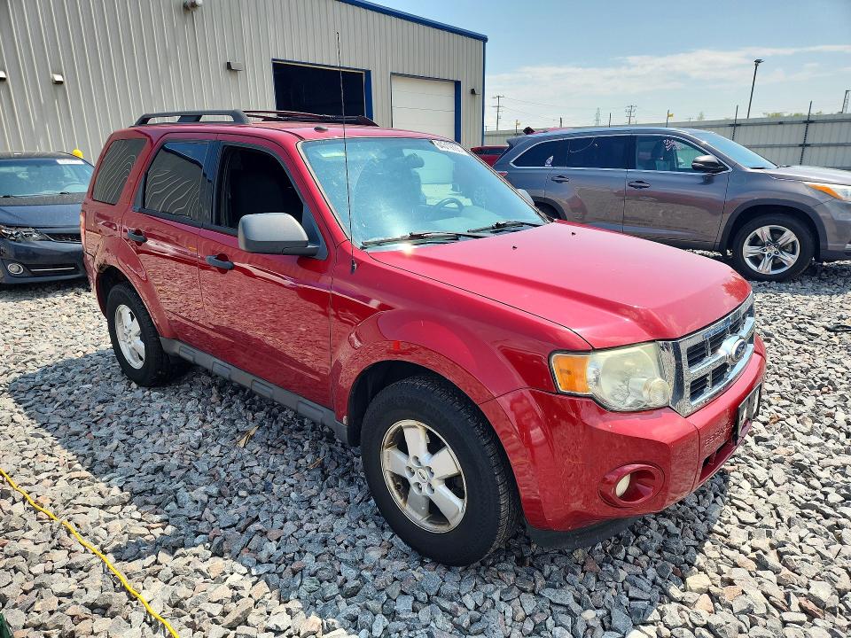 Zdjęcie 4 z aukcji – 2010 FORD ESCAPE z VIN 1FMCU9DG8AKC92446
