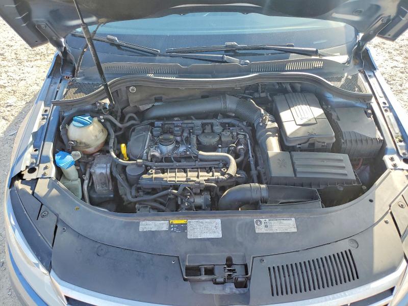 Photo 11 from auction – 2016 VOLKSWAGEN CC with VIN WVWBN7AN8GE502037