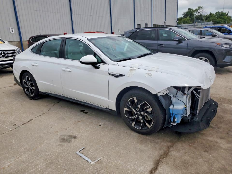 Photo 4 from auction – 2025 HYUNDAI SONATA with VIN KMHL64JA7SA506556