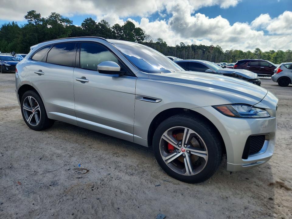 Photo 4 from auction – 2017 JAGUAR F-PACE with VIN SADCM2BV3HA490711