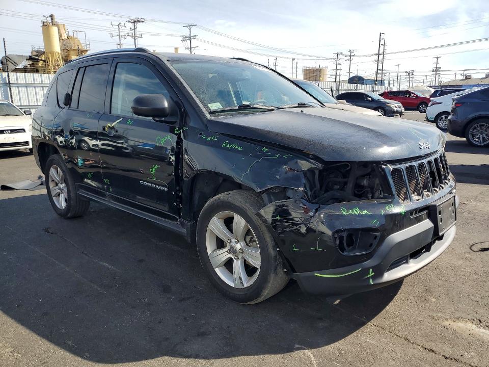 Photo 4 from auction – 2013 JEEP COMPASS with VIN 1C4NJCBB5DD229937