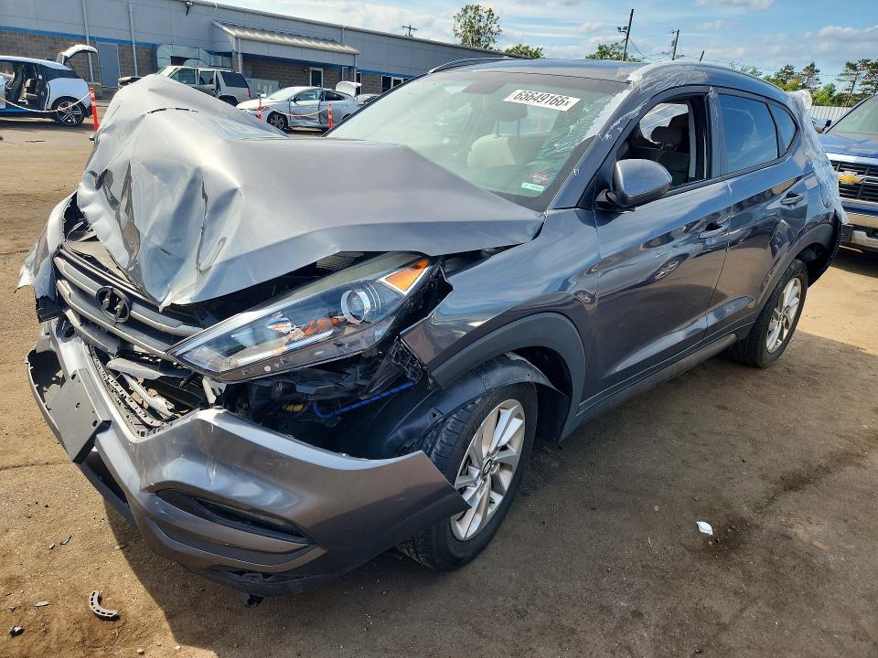 Photo 1 from auction – 2016 HYUNDAI TUCSON with VIN KM8J33A41GU216047