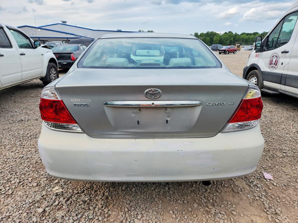 Photo 6 from auction – 2005 TOYOTA CAMRY with VIN 4T1BE32K65U525845