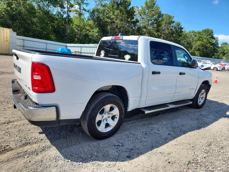 Zdjęcie 3 z aukcji – 2025 RAM 1500 z VIN 1C6RRFGG6SN646224