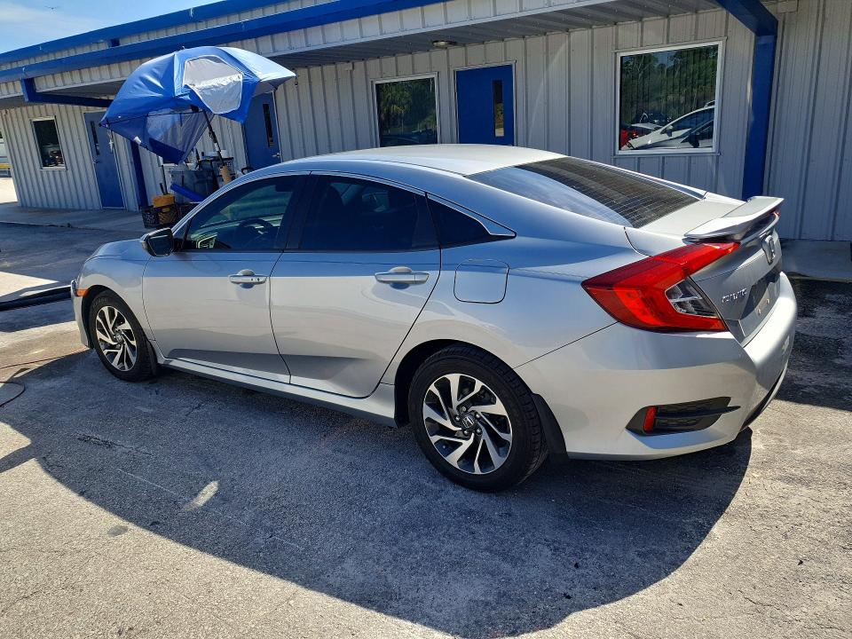Photo 2 from auction – 2016 HONDA CIVIC with VIN 19XFC2F78GE054021