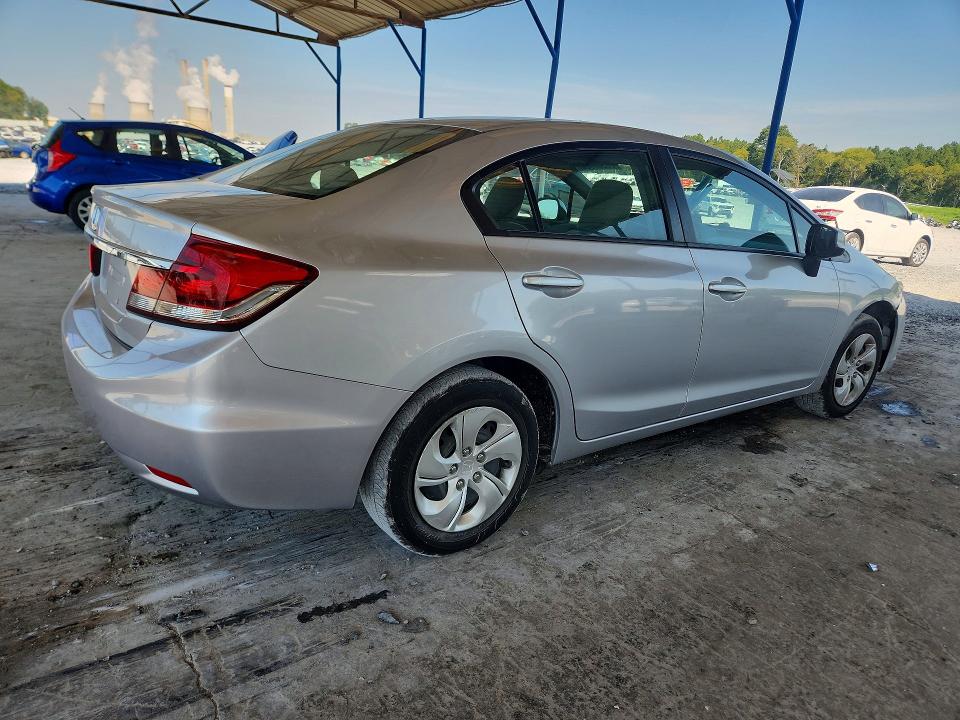 Photo 3 from auction – 2013 HONDA CIVIC with VIN 19XFB2F5XDE070962