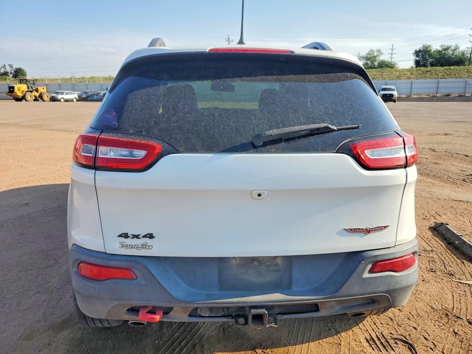 Photo 6 from auction – 2016 JEEP CHEROKEE with VIN 1C4PJMBS5GW194601