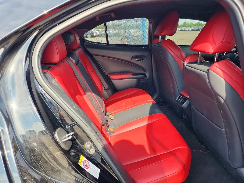 Foto 11 de la subasta – 2019 LEXUS UX con VIN JTHU9JBH5K2014028