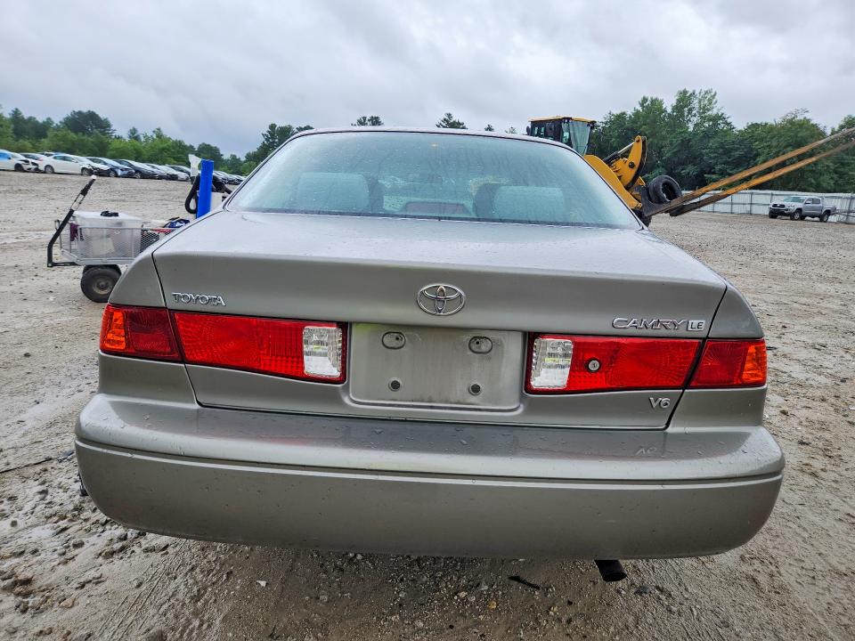 Photo 6 from auction – 2000 TOYOTA CAMRY with VIN 4T1BF22K4YU107540