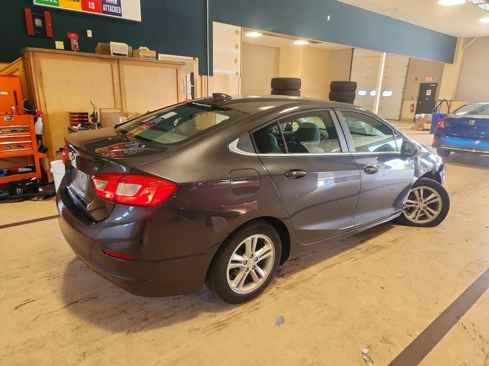 Photo 3 from auction – 2016 CHEVROLET CRUZE with VIN 1G1BE5SM0G7311798