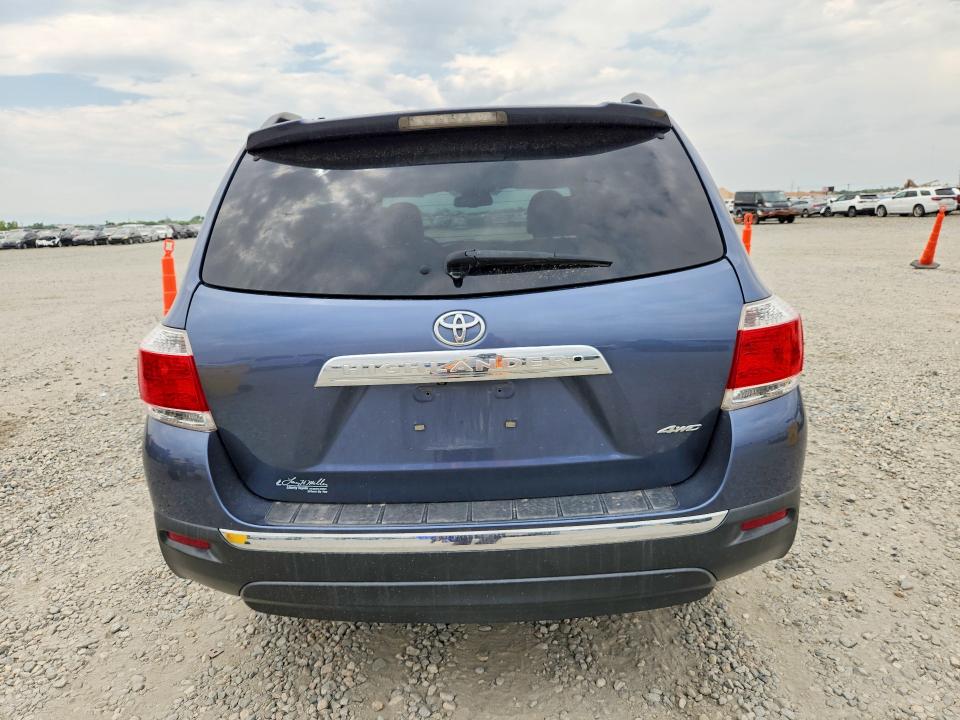 Photo 6 from auction – 2013 TOYOTA HIGHLANDER with VIN 5TDBK3EH8DS186859