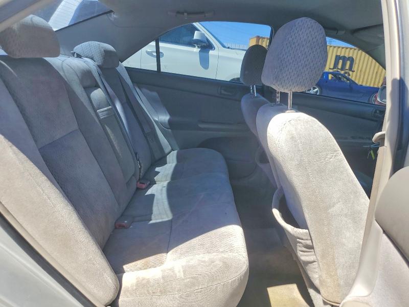 Photo 10 from auction – 2004 TOYOTA CAMRY with VIN 4T1BE32K04U327907