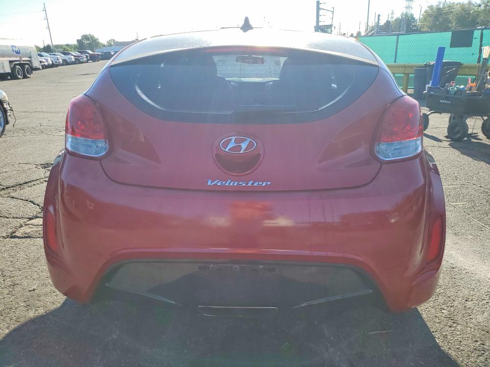 Photo 6 from auction – 2012 HYUNDAI VELOSTER with VIN KMHTC6AD5CU049888