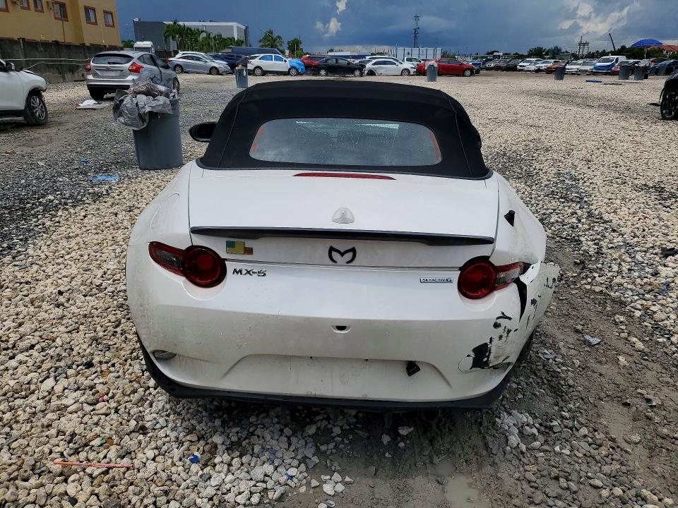 Photo 6 from auction – 2023 MAZDA MX-5 MIATA with VIN JM1NDAD70P0554947