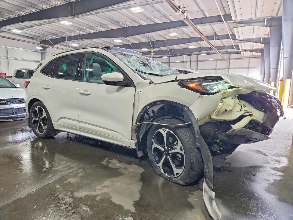 صورة رقم 4 من المزاد - 2025 FORD ESCAPE مع VIN 1FMCU9PZ3SUB14897
