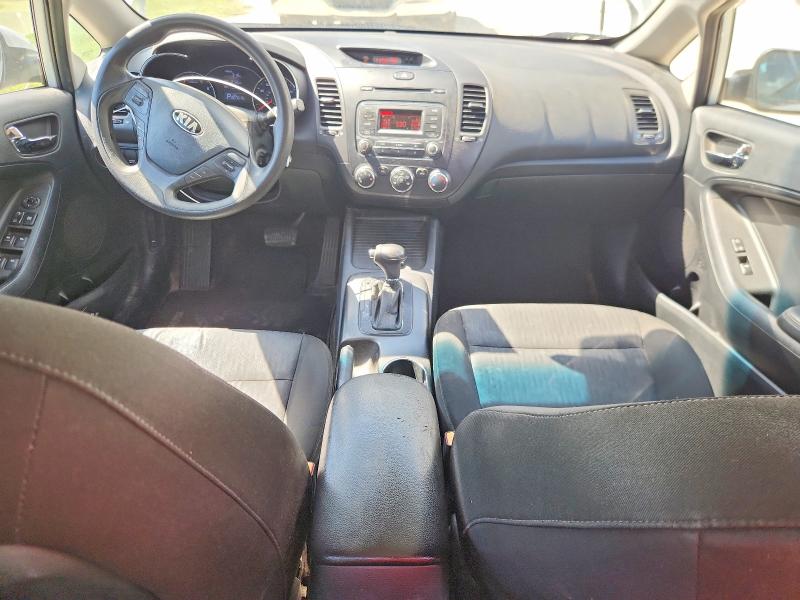 Photo 8 from auction – 2016 KIA FORTE with VIN KNAFK4A67G5437924