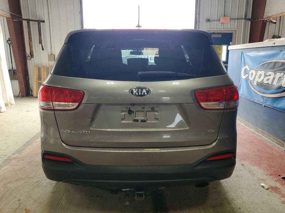 Photo 6 from auction – 2016 KIA SORENTO with VIN 5XYPGDA58GG150924