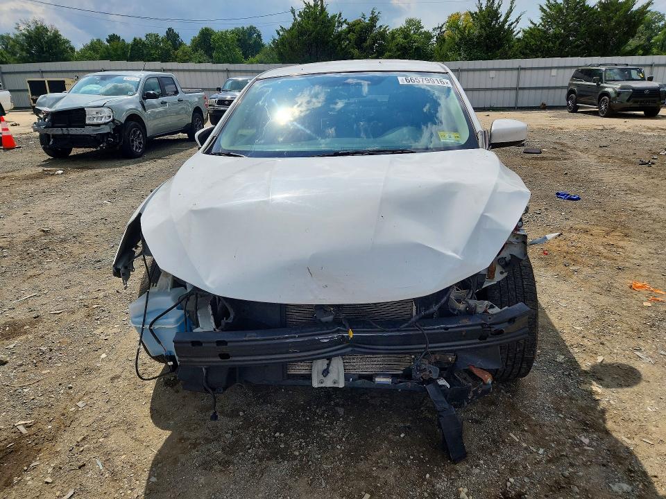 Photo 5 from auction – 2019 NISSAN SENTRA with VIN 3N1AB7APXKY239604