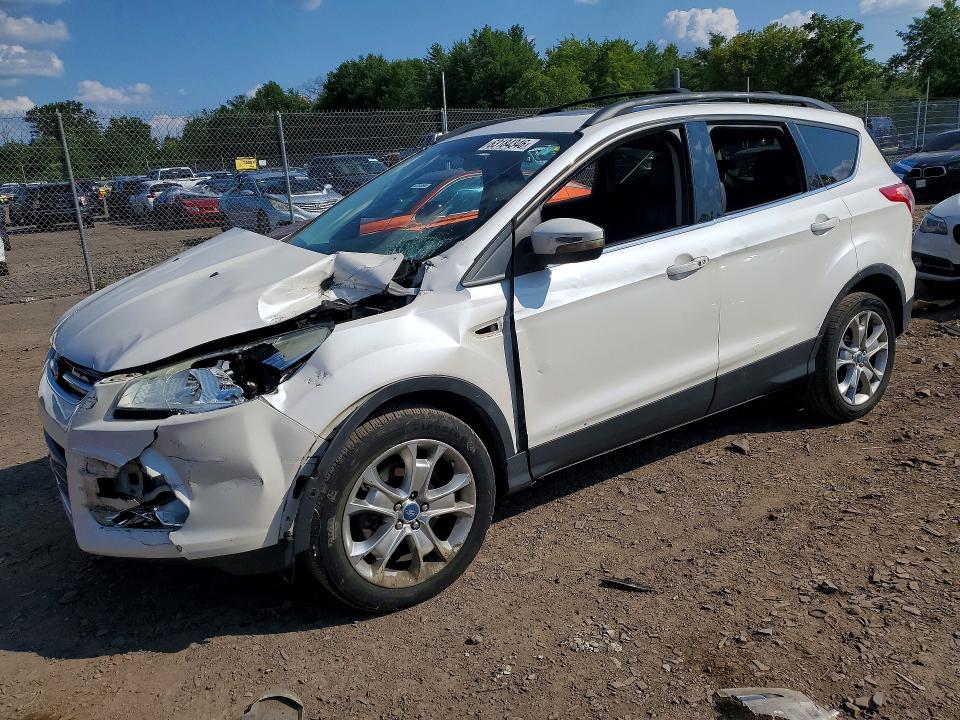 FORD ESCAPE 2013 with VIN 1FMCU9H98DUD06933 - Photo from auction