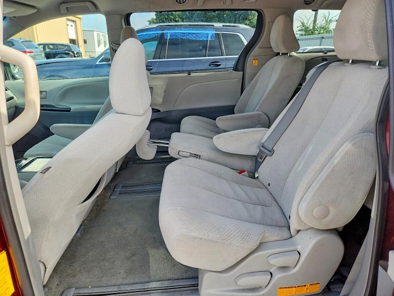 Photo 11 from auction – 2012 TOYOTA SIENNA with VIN 5TDKK3DC6CS208961