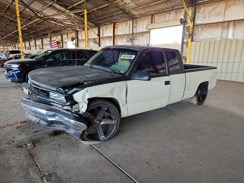 CHEVROLET GMT-400 1994 with VIN 2GCEC19K2R1151091 - Photo from auction