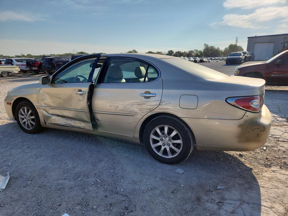 Photo 2 from auction – 2002 LEXUS ES with VIN JTHBF30G520081794
