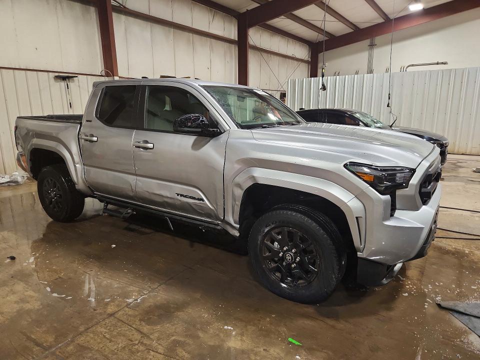 Photo 4 from auction – 2026 TOYOTA TACOMA with VIN 3TMLB5JNXTM222755