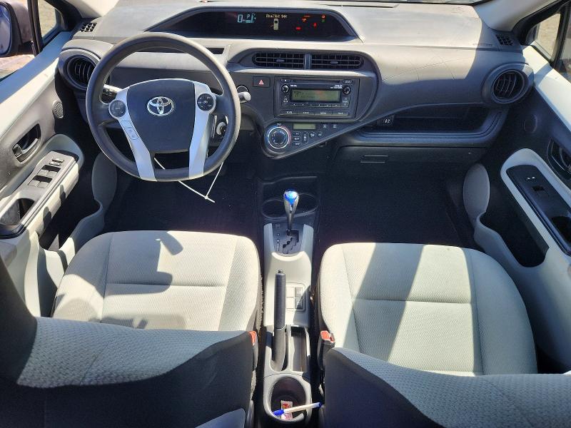 Photo 8 from auction – 2014 TOYOTA PRIUS C with VIN JTDKDTB3XE1560146