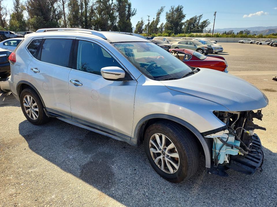 Photo 4 from auction – 2020 NISSAN ROGUE with VIN KNMAT2MT4LP540488