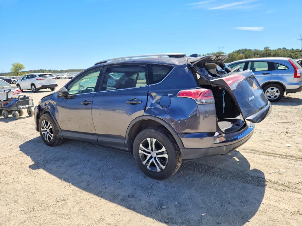 Photo 2 from auction – 2017 TOYOTA RAV4 with VIN JTMZFREV1HJ103299