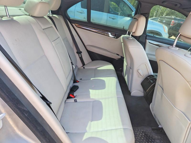 Photo 10 from auction – 2011 MERCEDES-BENZ C with VIN WDDGF8FB4BF548075