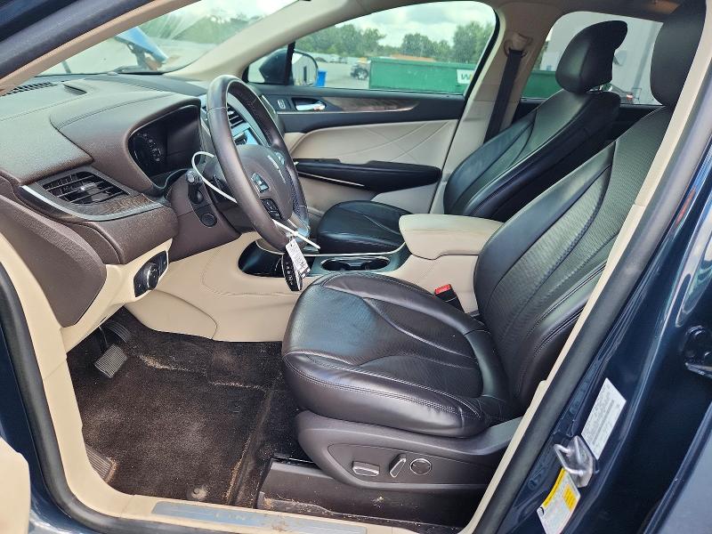 Photo 7 from auction – 2019 LINCOLN MKC with VIN 5LMCJ3C99KUL03515