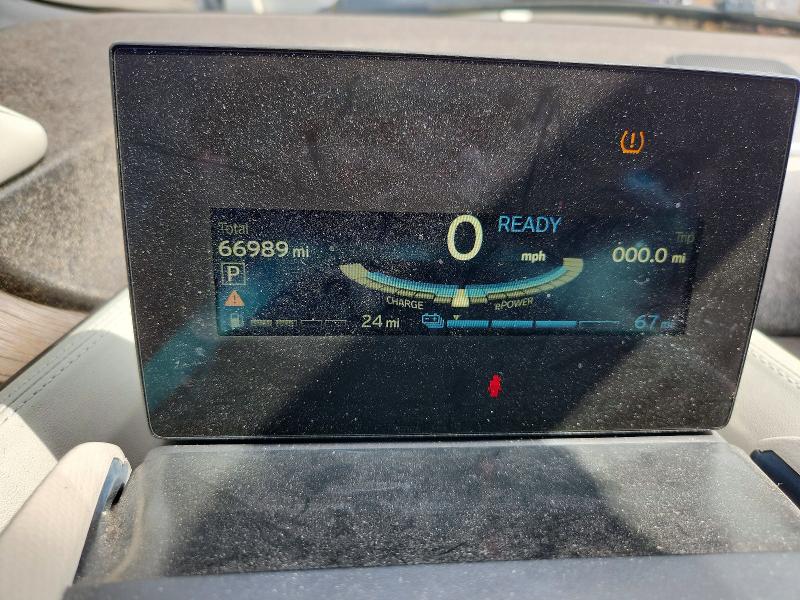 Photo 9 from auction – 2017 BMW I3 with VIN WBY1Z8C37HV893537