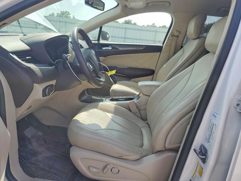 Photo 7 from auction – 2018 LINCOLN MKC with VIN 5LMCJ1C93JUL21060