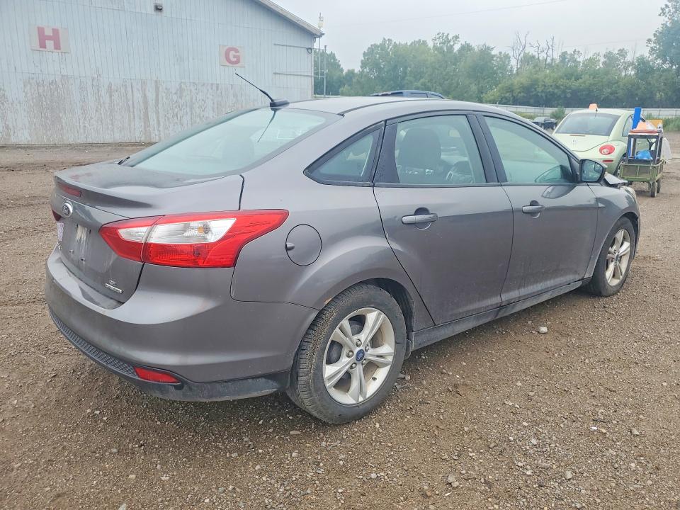 Photo 3 from auction – 2014 FORD FOCUS with VIN 1FADP3F24EL266155