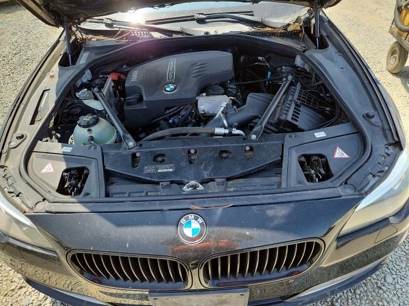 Photo 11 from auction – 2015 BMW 528 with VIN WBA5A5C53FD520344